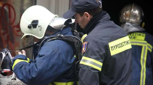 Φωτιά σε έκταση κοντά στο αεροδρόμιο «Μακεδονία», κοντά σε οικισμό Ρομά