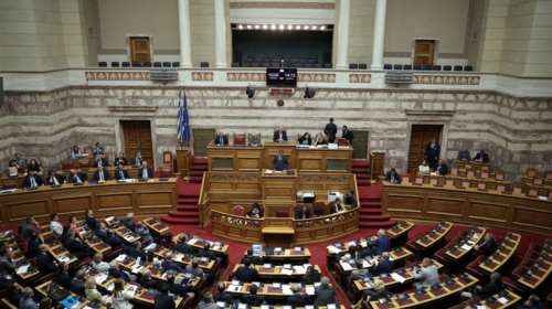 Στη Βουλή το πολυνομοσχέδιο για ΟΤΑ και κατάργηση ασύλου