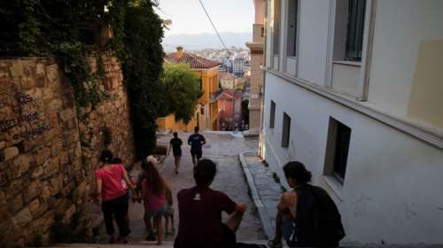 Τετραήμερο «λουκέτο» σε επιχείρηση στην Πλάκα για εργατικές παραβάσεις