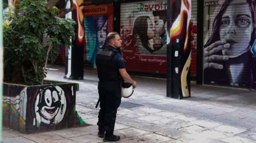 Μεγάλη αστυνομική επιχείρηση σε Εξάρχεια &amp; Οικονομικό Πανεπιστήμιο