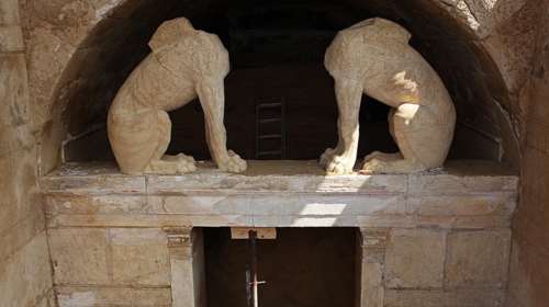 Αμφίπολη: Ξαναπιάνει δουλειά μετά από 5 χρόνια το αυτοκίνητο της ανασκαφής