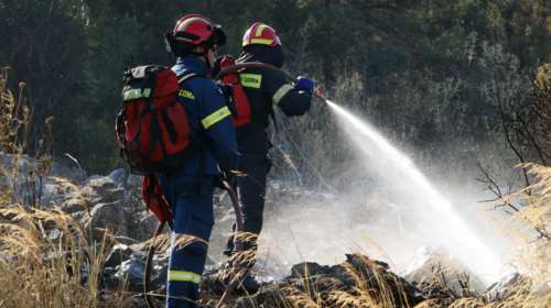 Φωτιές: Σε συναγερμό και την Κυριακή: Πού υπάρχει πολύ υψηλός κίνδυνος