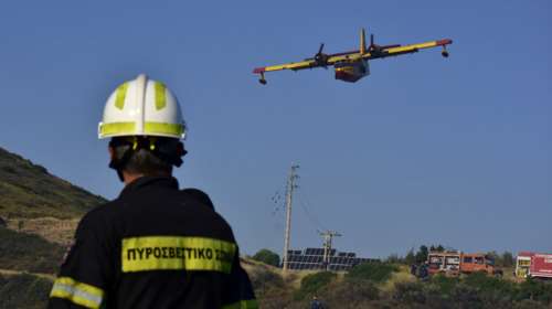 Πολύ υψηλός και την Τρίτη  ο κίνδυνος πυρκαγιάς, ιδιαίτερα στην Αττική