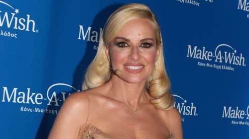 Μαρία Μπεκατώρου: Η φωτογραφία με το μαγιό στην παραλία χωρίς ρετούς