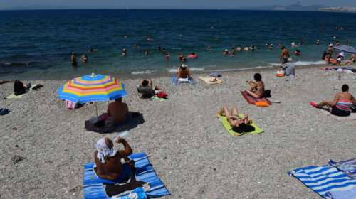 Aίθριος καιρός με τη θερμοκρασία έως τους 33 βαθμούς κελσίου