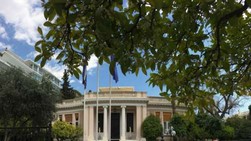 Ευρεία κυβερνητική σύσκεψη στο Μαξίμου για τη Σαμοθράκη