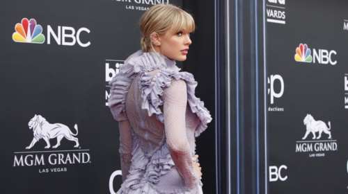 Η Τ.Σουίφτ &amp; η σκληρή μάχη για τα δικαιώματα της μουσικής της