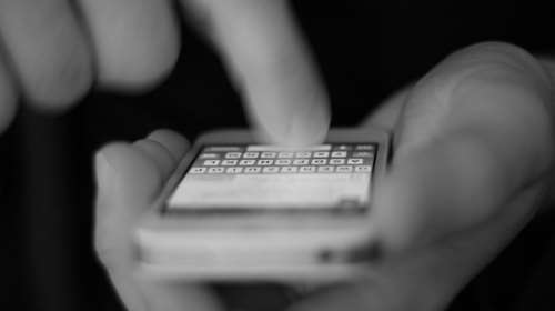 Πόσταρε ότι θα σκοτώσει τους γειτονές του που είναι αλλοδαποί