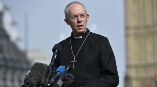 Ο Αρχιεπίσκοπος του Καντέρμπουρι κατά Τζόνσον