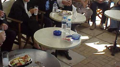 Εξοντωτικό πρόστιμο ΕΦΚΑ σε καφενείο χωριού στη Θεσπρωτία