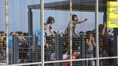 Eκτός σχολείου το 75% των παιδιών-προσφύγων στα νησιά