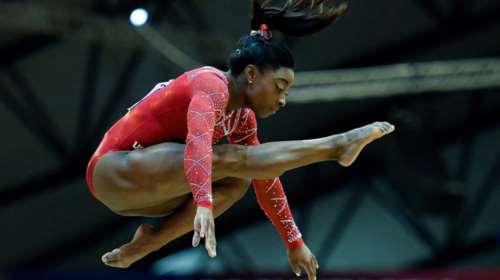 ΗΠΑ: Ύποπτος για τριπλή δολοφονία ο αδελφός της Σιμόν Μπάιλς