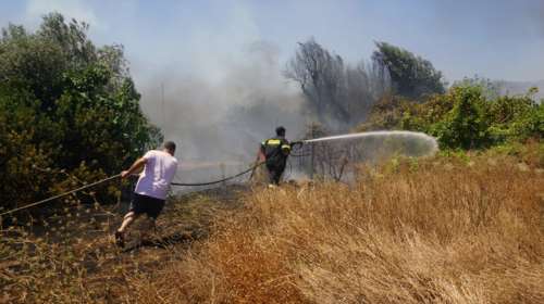 Κοζάνη: Σε εξέλιξη πυρκαγιά σε αγροτική περιοχή