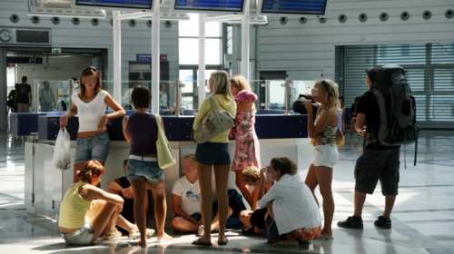 AirHelp: Χιλιάδες καθυστερήσεις και ματαιώσεις πτήσεων στην Ελλάδα