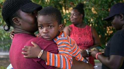 Η Υπατη Αρμοστεία «λυπάται» για την περιστολή των αιτήσεων ασύλου