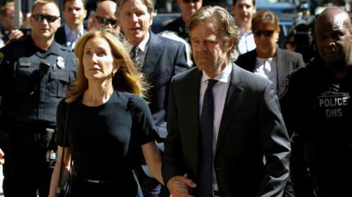 Στη φυλακή η Φελίσιτι Χόφμαν για το σκάνδαλο των πανεπιστημίων