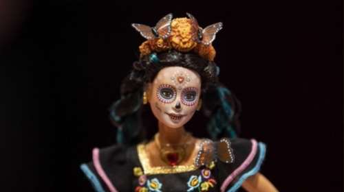 Μια αλλιώτικη Μπάρμπι για τον κόσμο των νεκρών ψυχών