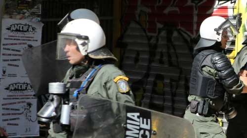 Στον εισαγγελέα οι συλληφθέντες για τα επεισόδια στα Εξάρχεια