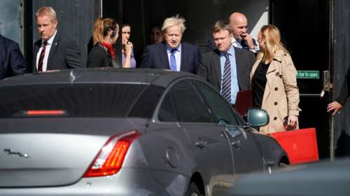 Kρίσιμο τετ α τετ Τζόνσον-Γιούνκερ στο Λουξεμβούργο