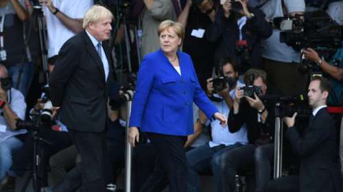 Brexit: Τηλεφωνικη συνομιλία Μέρκελ - Τζόνσον