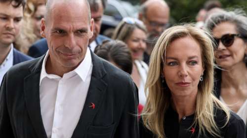 Δανάη Στράτου: Όταν γνωριστήκαμε με τον Γιάνη ήμασταν και οι 2 παντρεμένοι