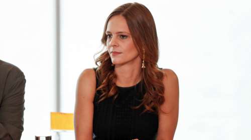 Αχτσιόγλου: Η κυβέρνηση γελοιοποιείται με την άγνοιά της στα εργασιακά