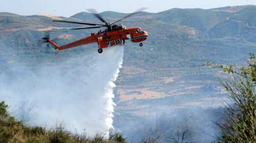 Σε εξέλιξη φωτιά στη Θεσπρωτία