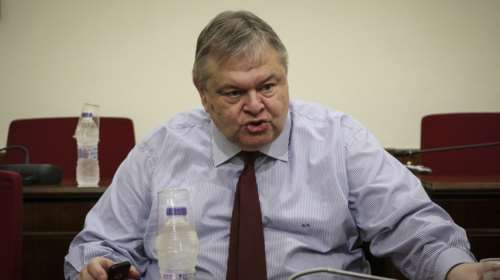 Βενιζέλος για Novartis: Πρώτα εξεταστική, μετά προανακριτική