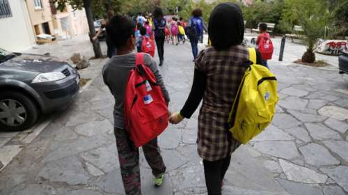 Καβάλα: Εμβολίασαν 127 προσφυγόπουλα που θα πάνε στο σχολείο