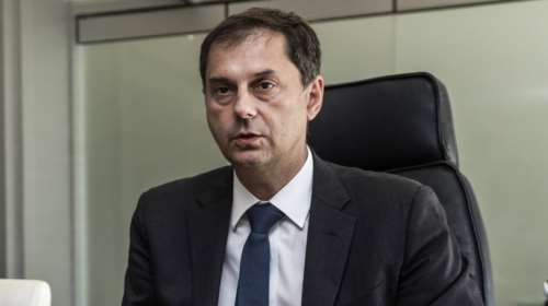 Θεοχάρης: Δεν θα υπάρξει κανένας αιφνιδιασμός με τα Airbnb