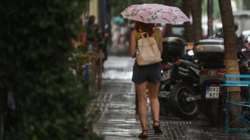Έρχονται βροχές, καταιγίδες αλλά και άνοδος της θερμοκρασίας