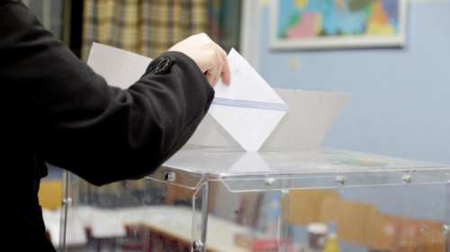 Κόντρα κυβέρνησης - ΣΥΡΙΖΑ για την ψήφο των αποδήμων