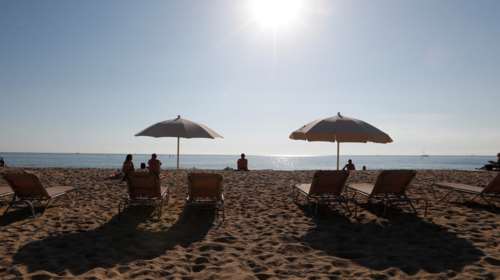 Θερμοκρασία ως 32 βαθμούς, ενισχύονται οι άνεμοι στο Αιγαίο