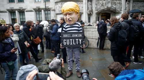 Χιλιάδες στους δρόμους του Μάντσεστερ για το συνέδριο των Συντηρητικών