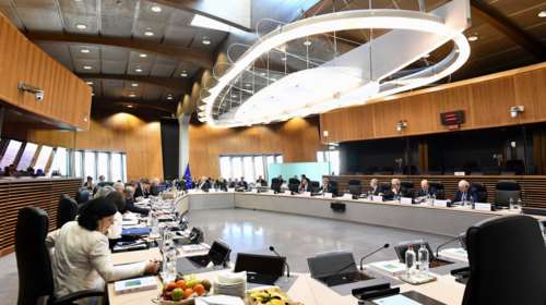 Κομισιόν: Τραγικό γεγονός η πυρκαγιά στη Μόρια με ένα νεκρό