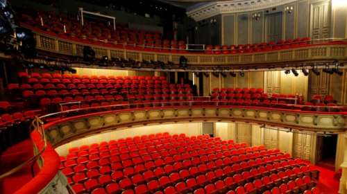 Σύσκεψη στο Μαξίμου για τα πτυχία των ηθοποιών - Λύση για τον διορισμό τους στο Δημόσιο