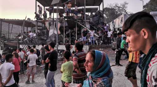 Δεύτερη καθιστική διαμαρτυρία προσφύγων και μεταναστών στη Μόρια