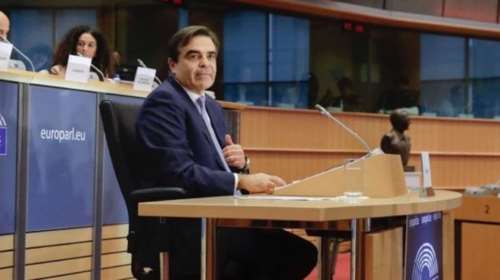 Εγκρίθηκε ο Μ. Σχοινάς-Eπιφυλάξεις για τον τίτλο χαρτοφυλακίου