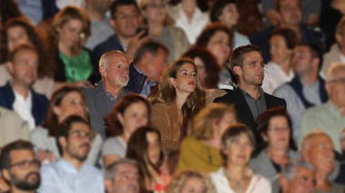 Mαργαρίτα Παπανδρέου: Στο Ηρώδειο με τον πατέρα της και τον σύντροφό της