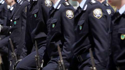 Χειροπέδες σε ανώτατο αξιωματικό-Οι διάλογοι με επιχειρηματία