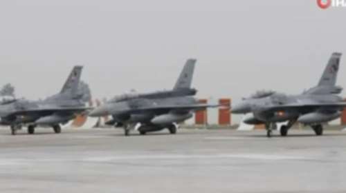 H στιγμή που τουρκικά μαχητικά αναχωρούν για να πλήξουν στόχους στη Συρία