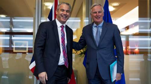 Προειδοποίηση Μπαρνιέ για Brexit: Μένει πολλή δουλειά να γίνει