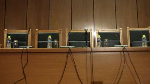 Ρυθμίσεις ΠΚ: Στον «αέρα» υποθέσεις διαφθοράς &amp; μαύρου χρήματος