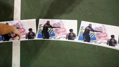 Έξαλλοι στο Χονγκ Κονγκ με τον ΛεΜπρόν Τζέιμς