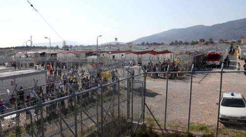 Φωτιά σε κοντέινερ στο κέντρο μεταναστών της Αμυγδαλέζας