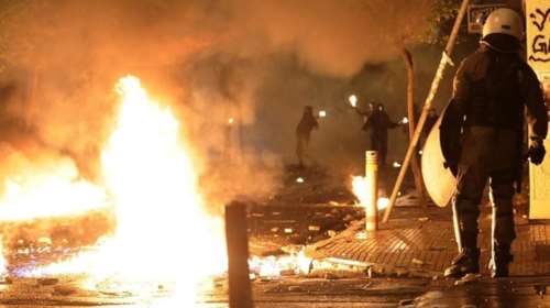 Θεσσαλονίκη: Επίθεση με μολότοφ κατά αστυνομικών