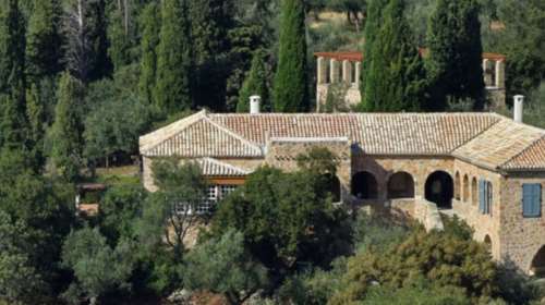 P. Leigh Fermor: Ανοίγει το σπίτι που έριξε άγκυρα ο μεγάλος ταξιδευτής