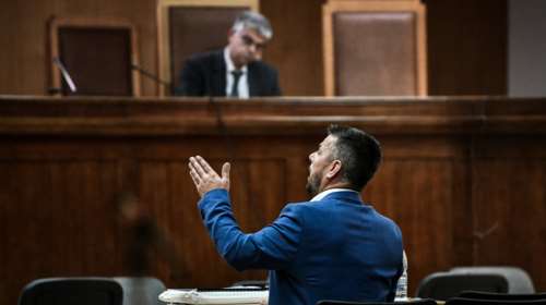 Απολογία Μπούκουρα: Πέρασα δεύτερη εφηβεία με το παρεάκι της Χρυσής Αυγής