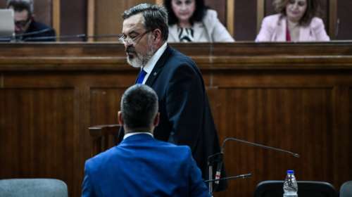 Απολογία Παππά: &quot;Iδεολογικές αναζητήσεις τα κείμενα περί εθνικοσοσιαλισμού&quot;