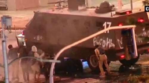 Σε αδιέξοδο η Χιλή - 15 οι νεκροί από τις ταραχές